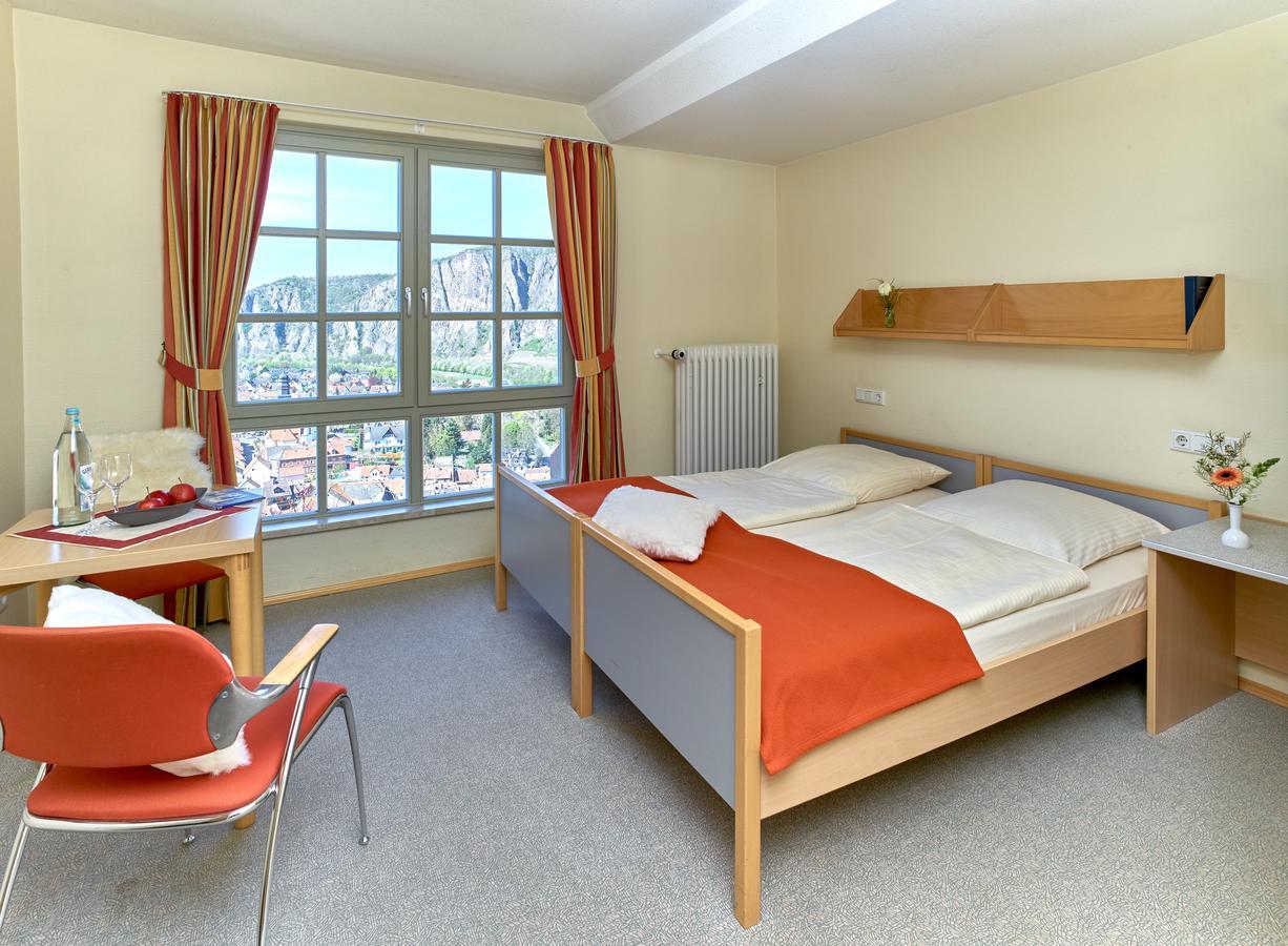 Ev.Familienferien-Und Bildungsstaette Ebernburg Hotel Bad Münster am Stein-Ebernburg Buitenkant foto
