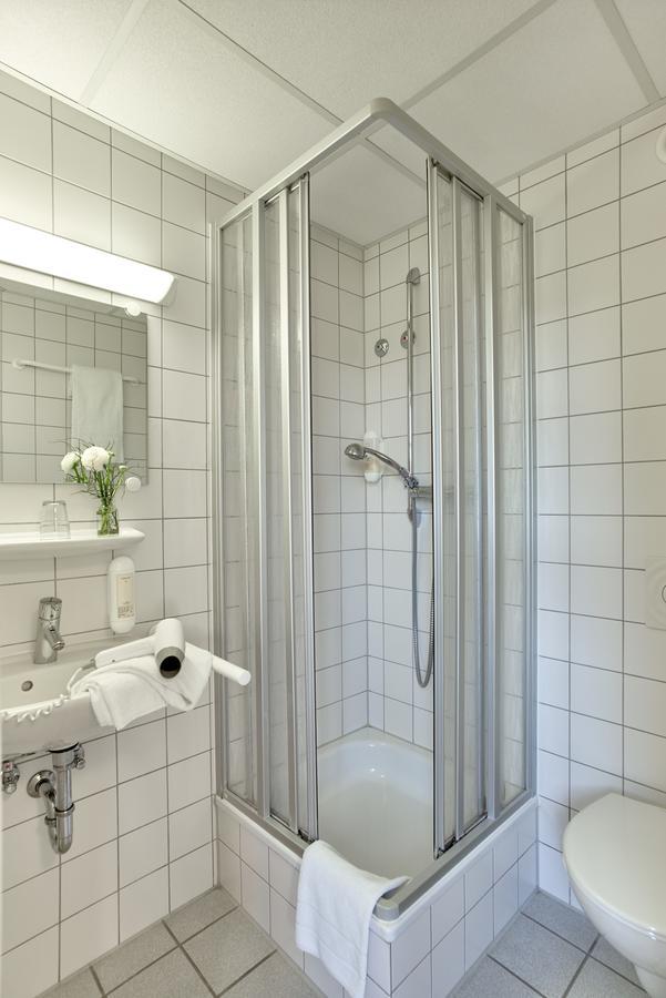 Ev.Familienferien-Und Bildungsstaette Ebernburg Hotel Bad Münster am Stein-Ebernburg Buitenkant foto