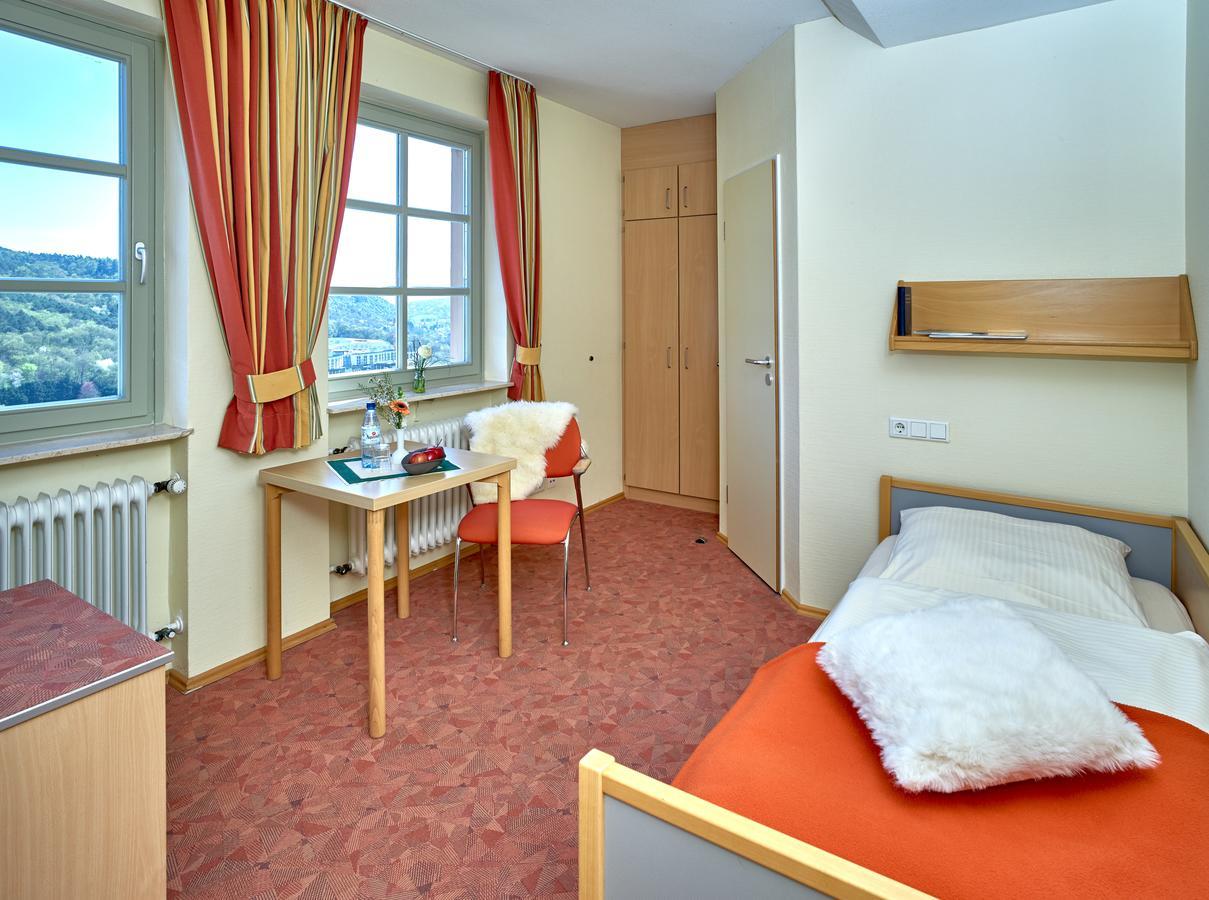Ev.Familienferien-Und Bildungsstaette Ebernburg Hotel Bad Münster am Stein-Ebernburg Buitenkant foto