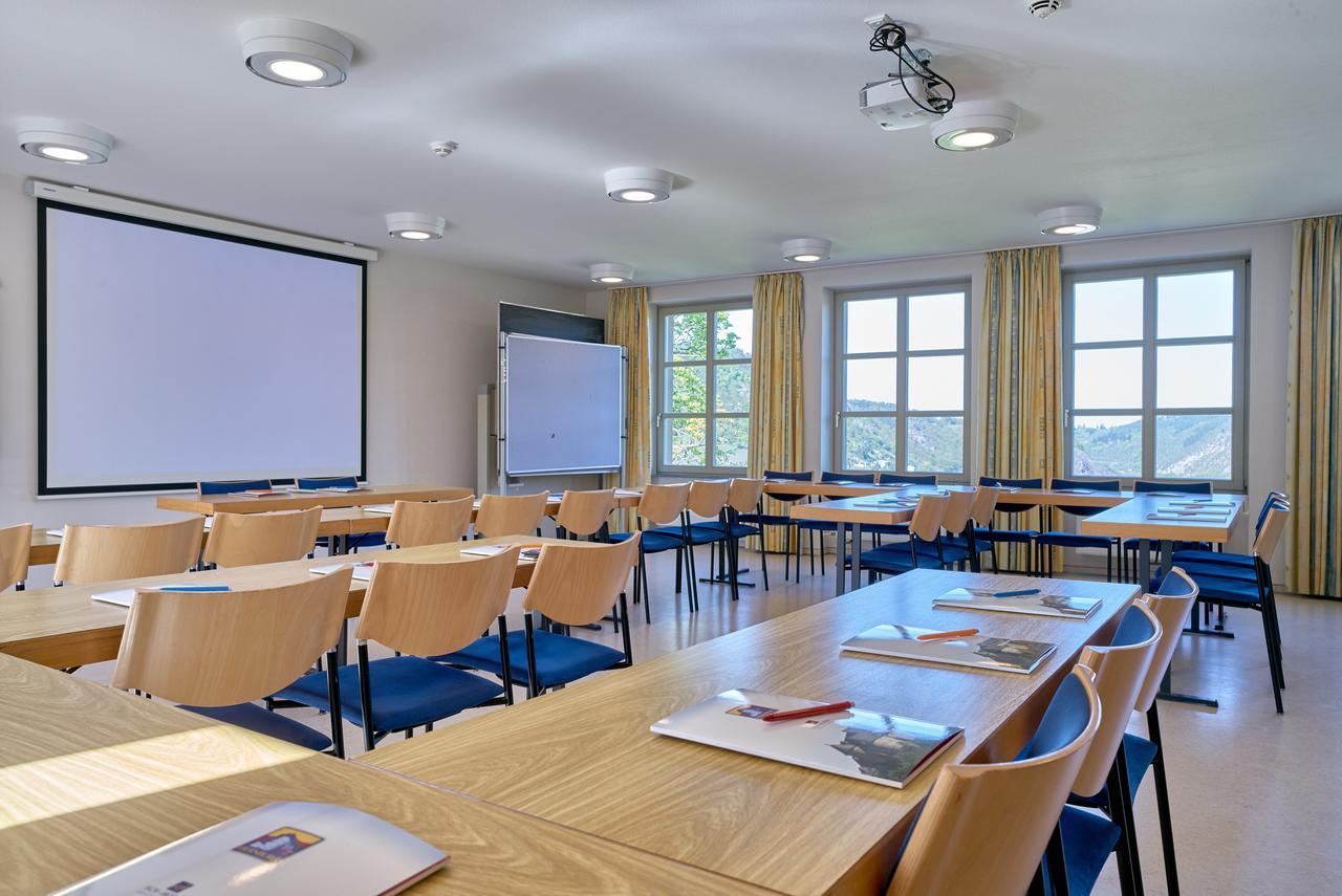 Ev.Familienferien-Und Bildungsstaette Ebernburg Hotel Bad Münster am Stein-Ebernburg Buitenkant foto